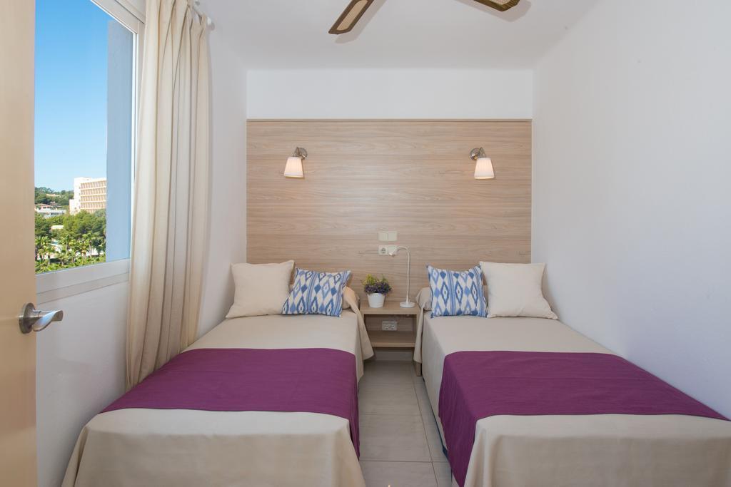 Apartamentos Calablanca Palmanova المظهر الخارجي الصورة