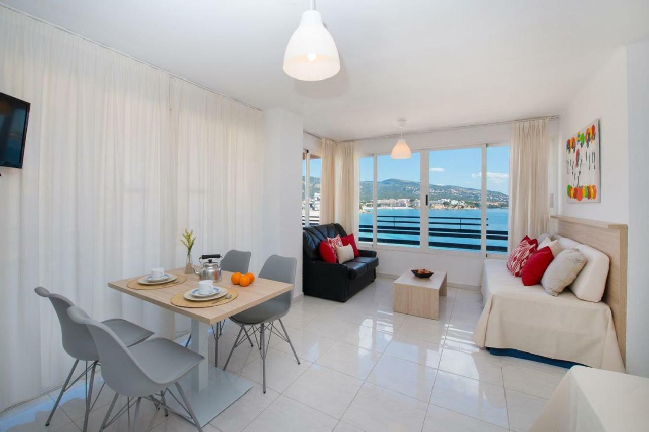 Apartamentos Calablanca Palmanova المظهر الخارجي الصورة